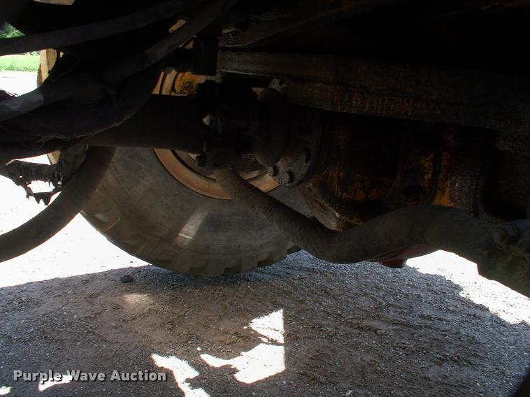 image for item DK9727 1977 Grove RT620S crane