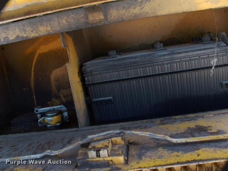 image for item DK9727 1977 Grove RT620S crane