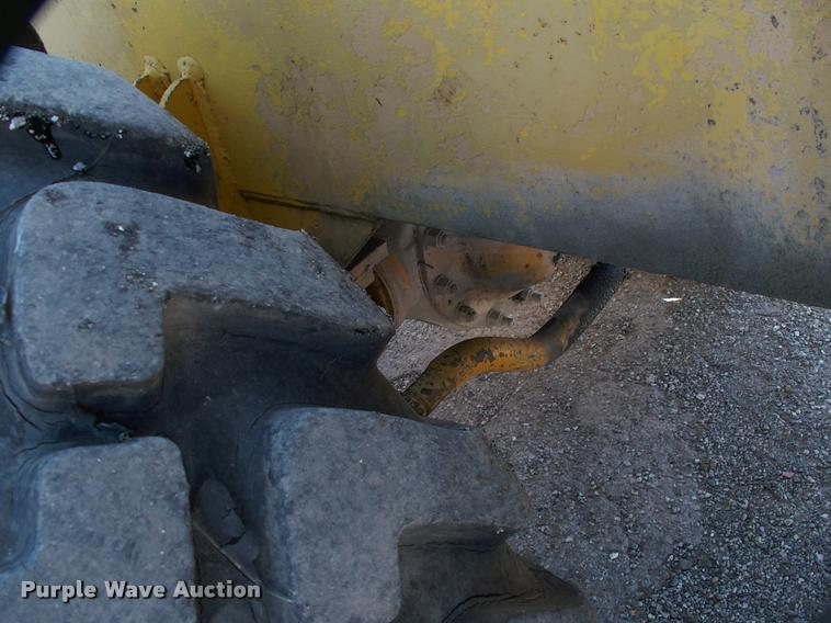 image for item DK9727 1977 Grove RT620S crane