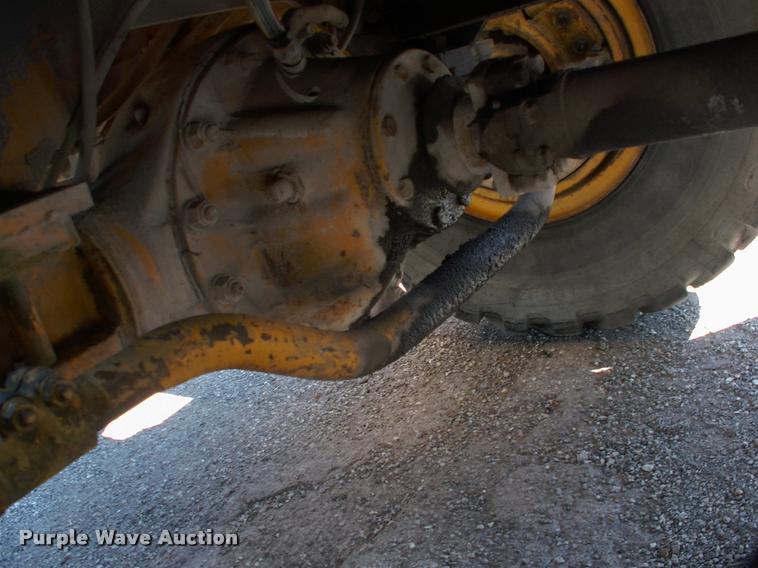 image for item DK9727 1977 Grove RT620S crane