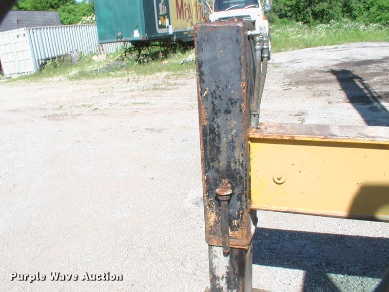 image for item DK9727 1977 Grove RT620S crane