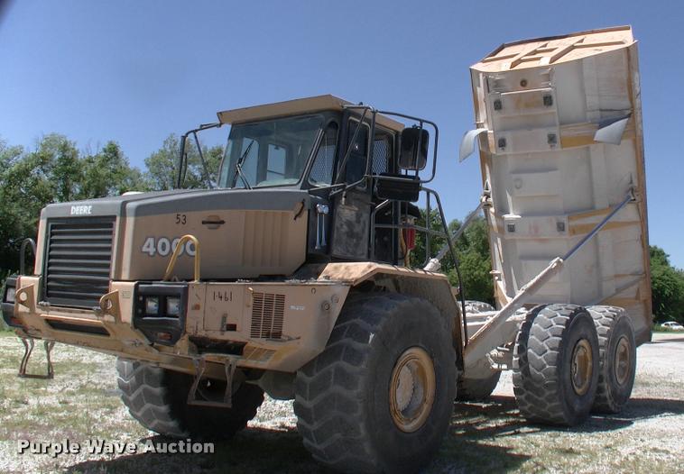 image for item DK9729 2000 John Deere 400C articulated haul truck