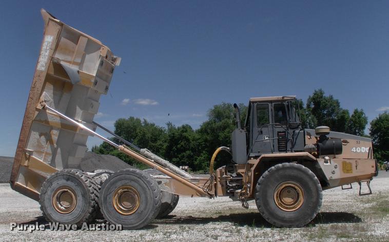 image for item DK9729 2000 John Deere 400C articulated haul truck