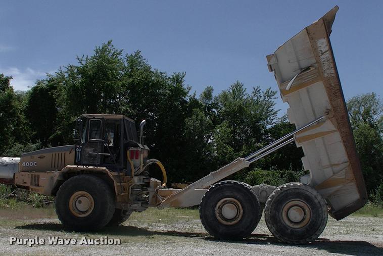 image for item DK9729 2000 John Deere 400C articulated haul truck