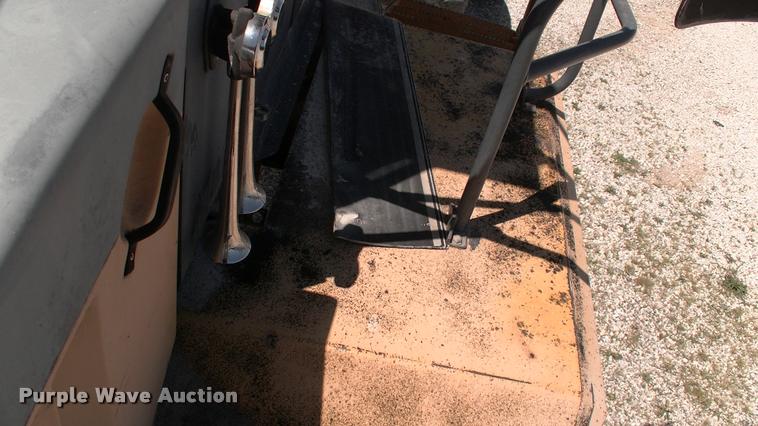 image for item DK9729 2000 John Deere 400C articulated haul truck