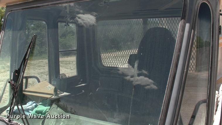 image for item DK9729 2000 John Deere 400C articulated haul truck