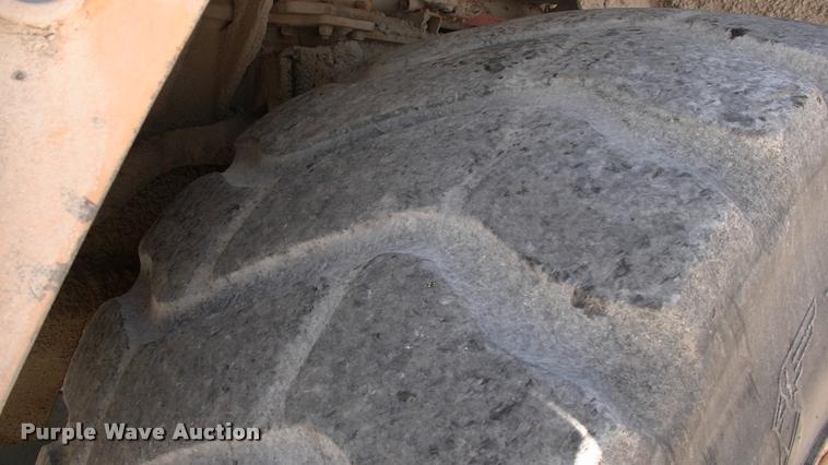 image for item DK9729 2000 John Deere 400C articulated haul truck