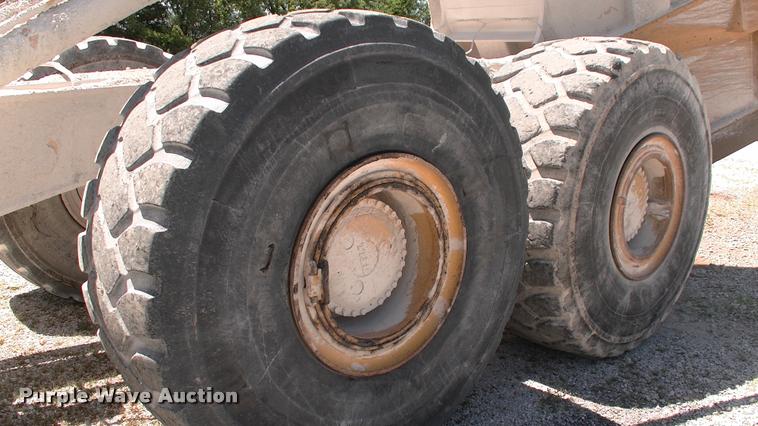 image for item DK9729 2000 John Deere 400C articulated haul truck