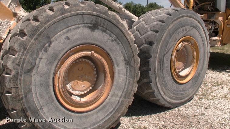 image for item DK9729 2000 John Deere 400C articulated haul truck