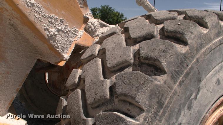 image for item DK9729 2000 John Deere 400C articulated haul truck