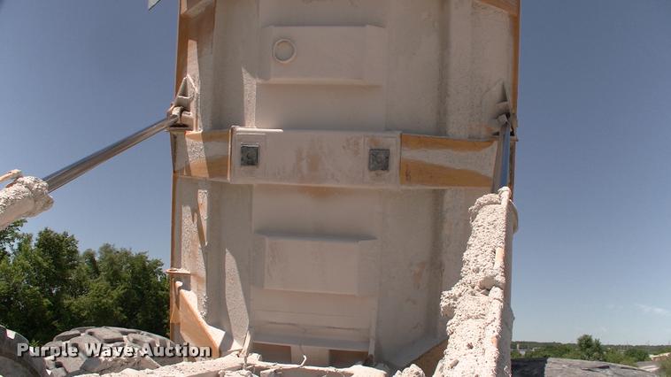 image for item DK9729 2000 John Deere 400C articulated haul truck