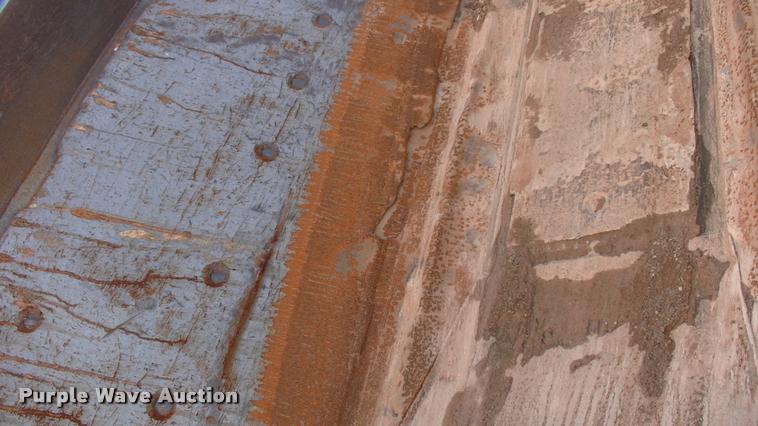 image for item DK9729 2000 John Deere 400C articulated haul truck