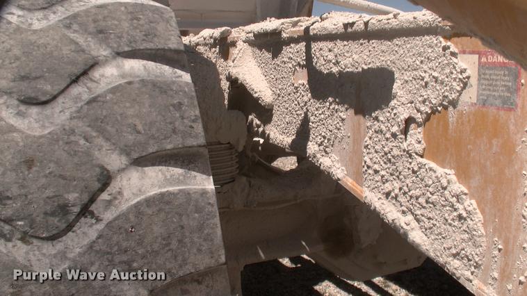 image for item DK9729 2000 John Deere 400C articulated haul truck