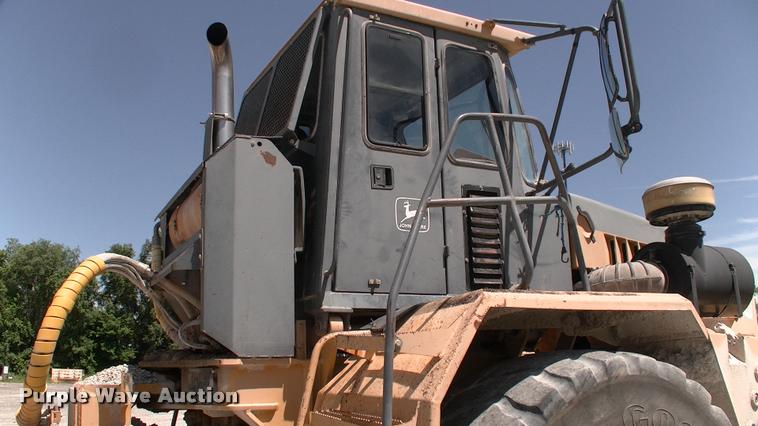 image for item DK9729 2000 John Deere 400C articulated haul truck