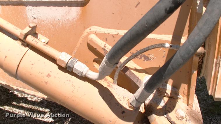 image for item DK9729 2000 John Deere 400C articulated haul truck