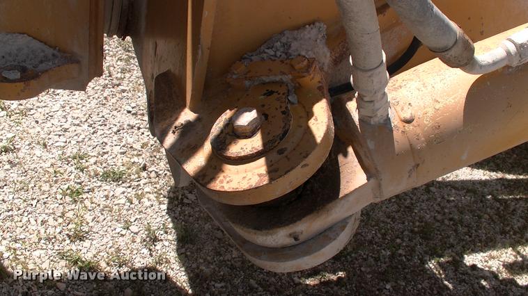 image for item DK9729 2000 John Deere 400C articulated haul truck