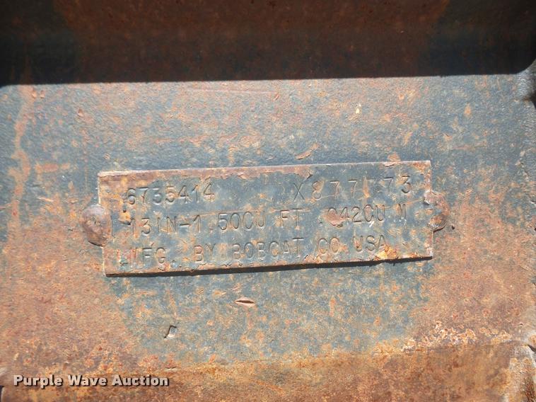 image for item DL9561 Bobcat mini excavator bucket