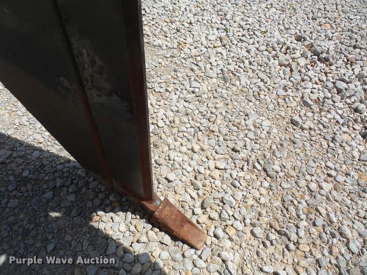 image for item DL9564 Silt fence plow