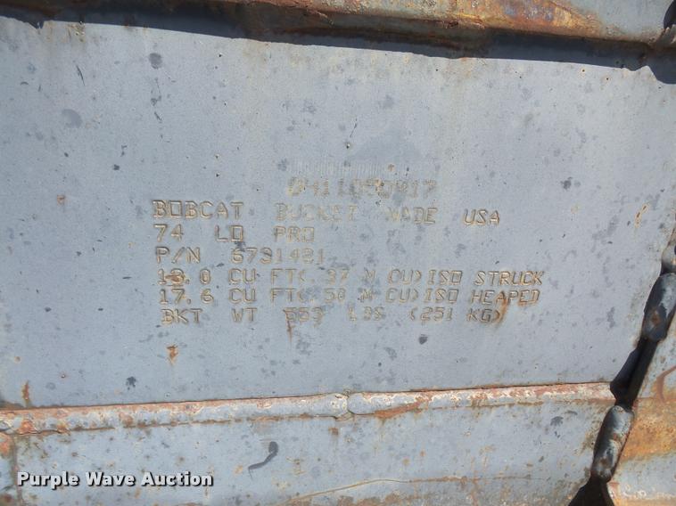 image for item DL9565 Bobcat skid steer bucket
