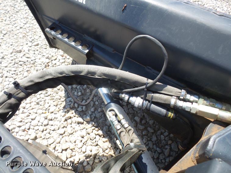 image for item DL9566 Bobcat dozer blade