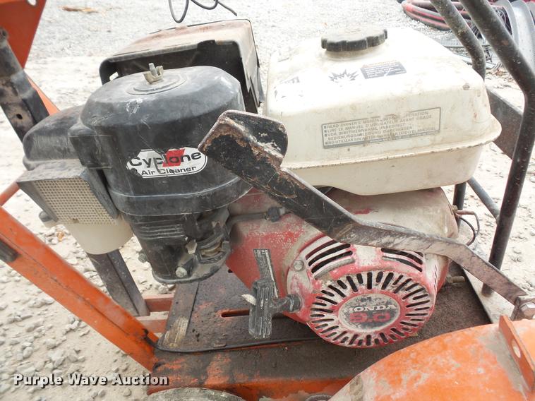 image for item DL9569 Clipper concrete saw