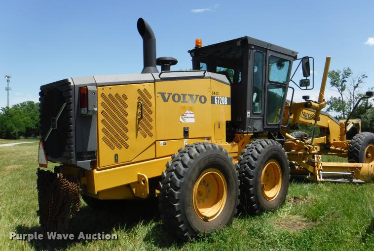 image for item J5681 2005 Volvo G720B motor grader