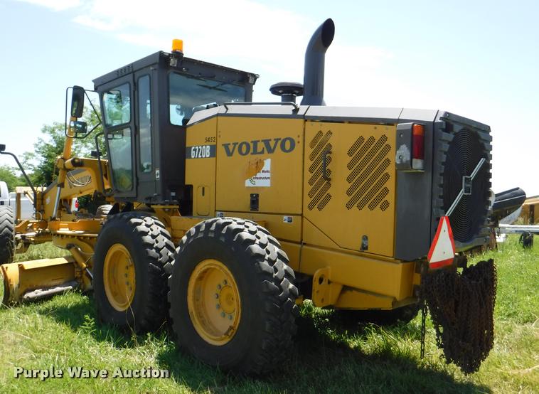 image for item J5681 2005 Volvo G720B motor grader