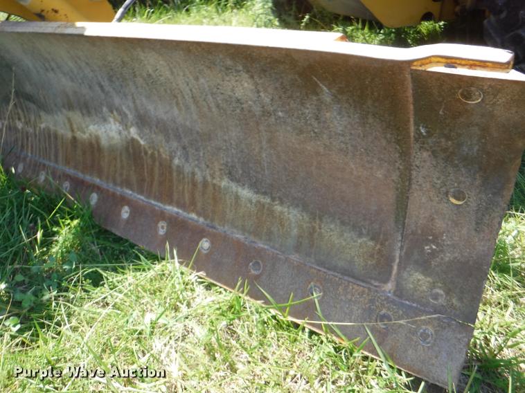 image for item J5681 2005 Volvo G720B motor grader