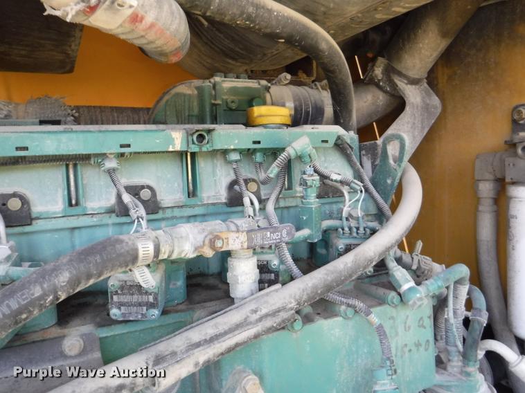image for item J5681 2005 Volvo G720B motor grader