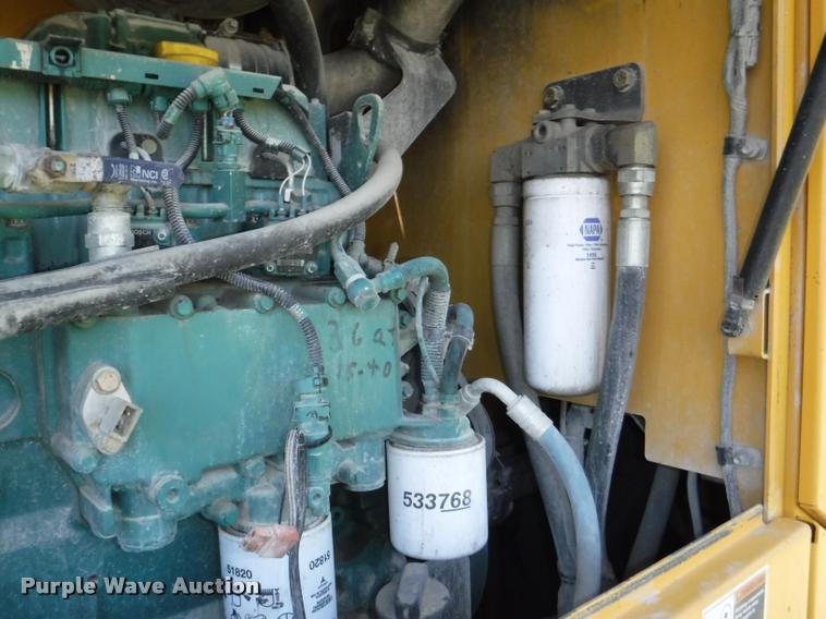 image for item J5681 2005 Volvo G720B motor grader