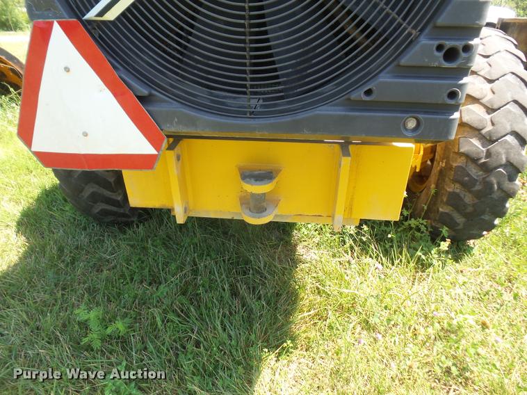 image for item J5681 2005 Volvo G720B motor grader