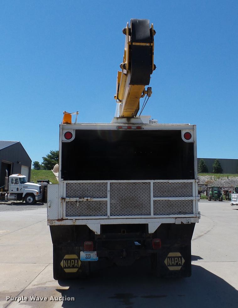 image for item K3265 1986 International 1754 bucket truck