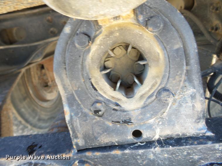 image for item K3265 1986 International 1754 bucket truck