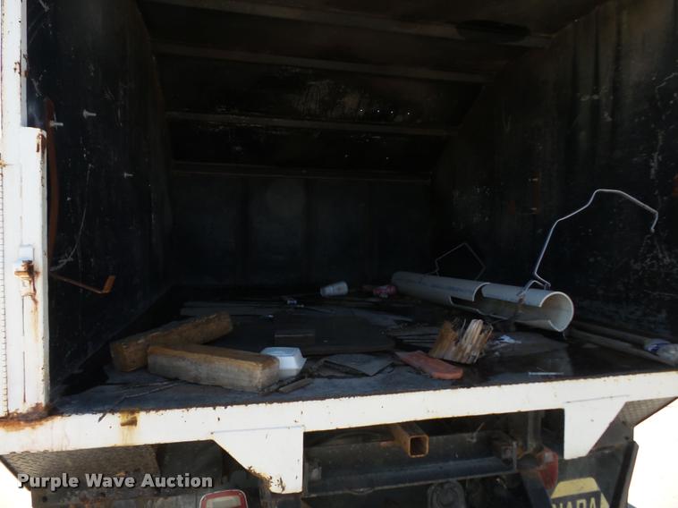 image for item K3265 1986 International 1754 bucket truck