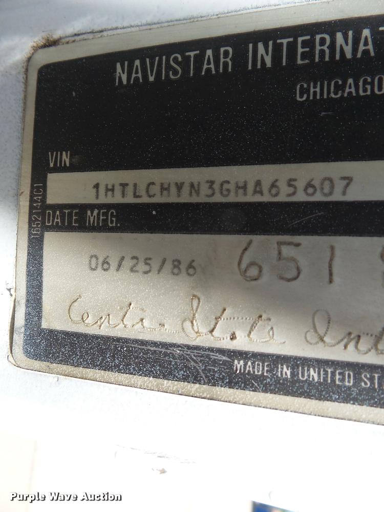 image for item K3265 1986 International 1754 bucket truck