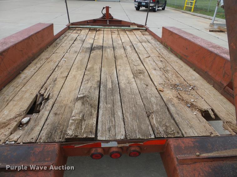 image for item K3267 2000 Belshe T-16 equipment trailer