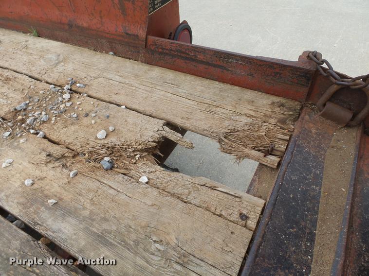 image for item K3267 2000 Belshe T-16 equipment trailer