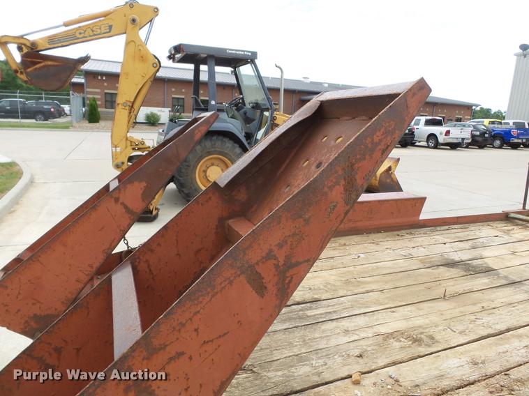 image for item K3267 2000 Belshe T-16 equipment trailer