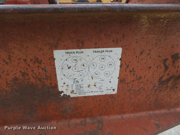 image for item K3267 2000 Belshe T-16 equipment trailer