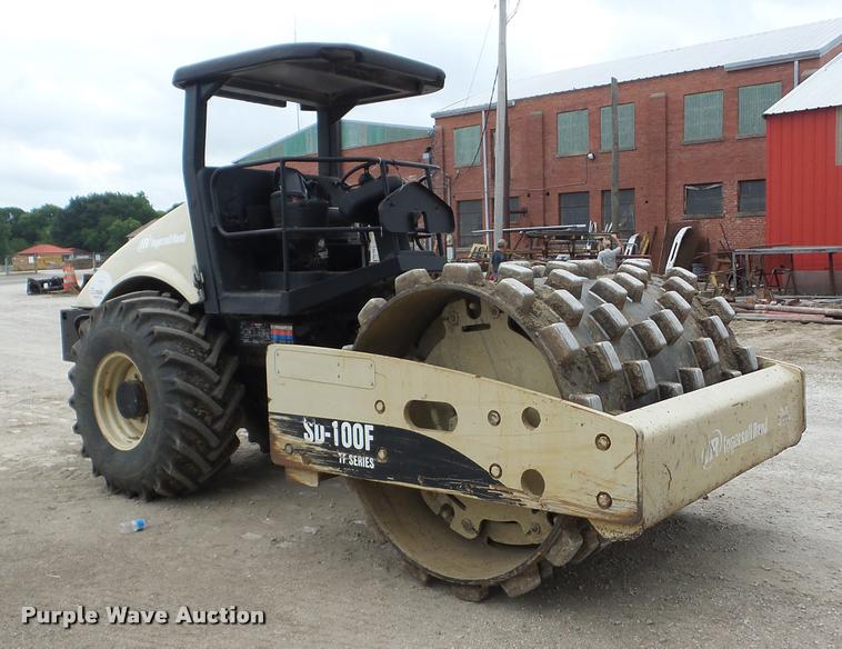 image for item K6469 2005 Ingersoll Rand SD-100F TF single drum roller