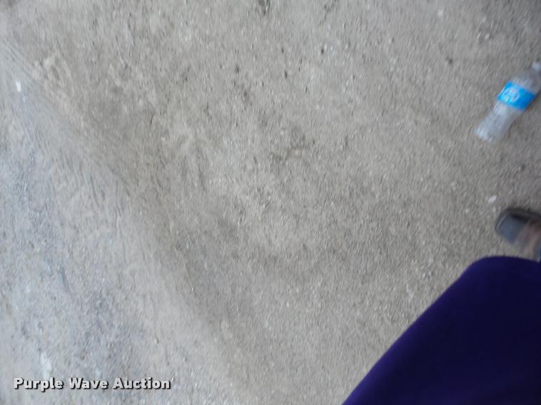 image for item K6469 2005 Ingersoll Rand SD-100F TF single drum roller