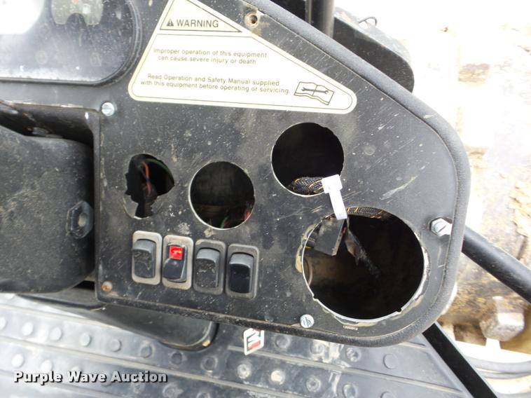 image for item K6469 2005 Ingersoll Rand SD-100F TF single drum roller