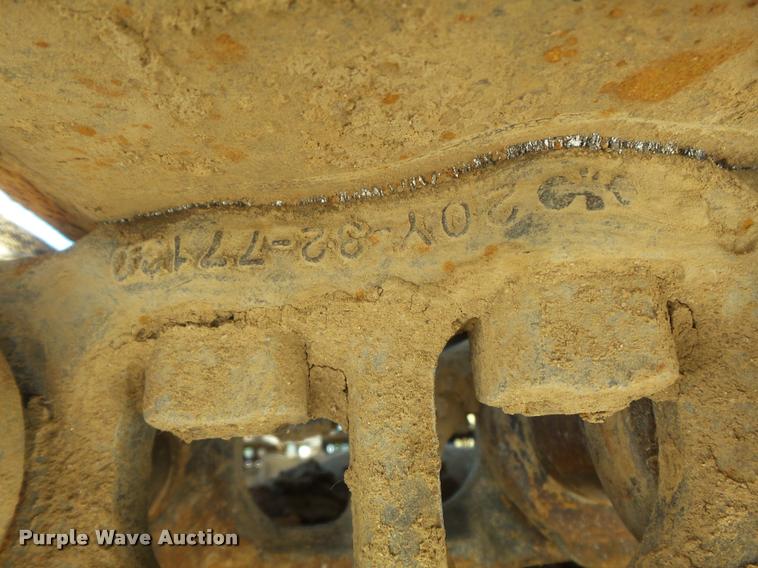 image for item K7567 2005 Komatsu PC200LC-7 excavator