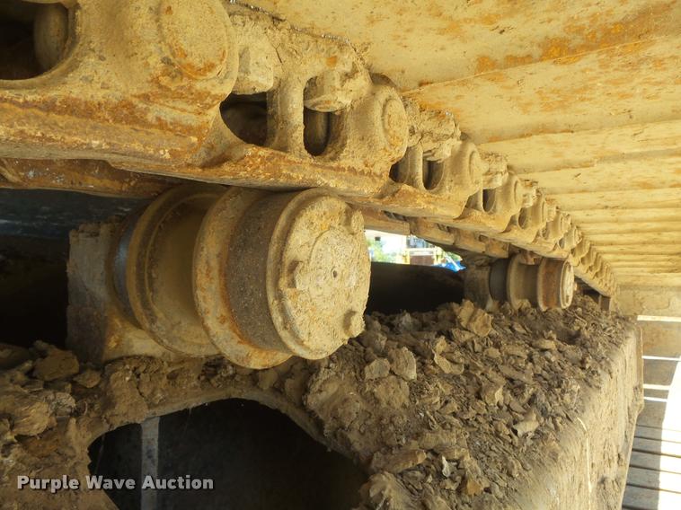 image for item K7567 2005 Komatsu PC200LC-7 excavator