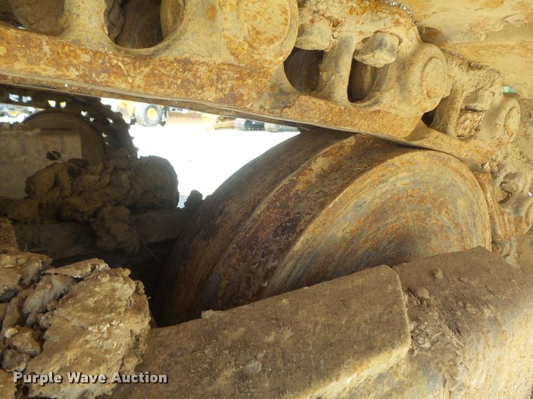 image for item K7567 2005 Komatsu PC200LC-7 excavator