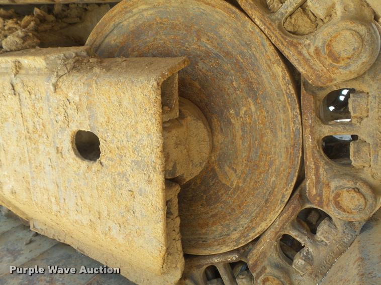 image for item K7567 2005 Komatsu PC200LC-7 excavator