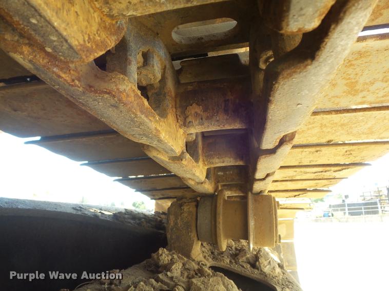 image for item K7567 2005 Komatsu PC200LC-7 excavator