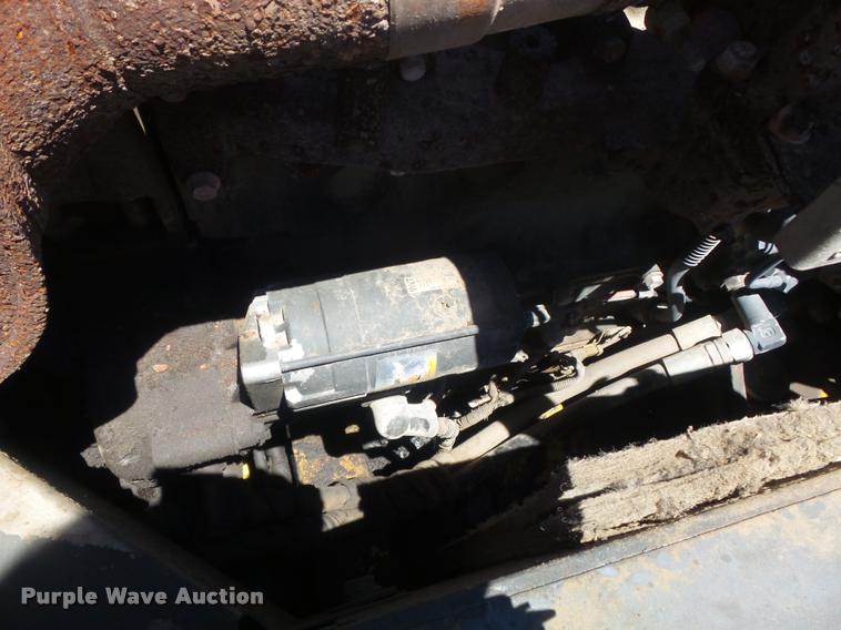 image for item K7567 2005 Komatsu PC200LC-7 excavator