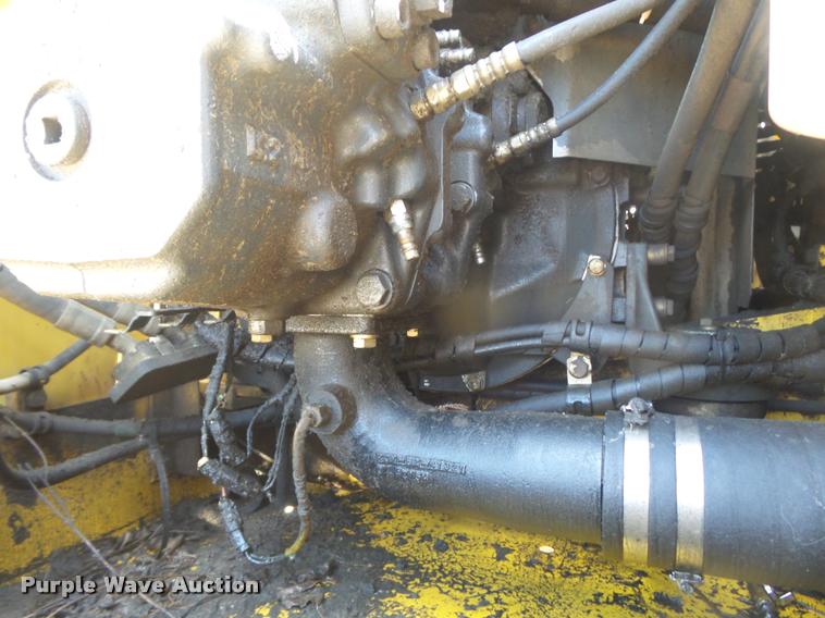image for item K7567 2005 Komatsu PC200LC-7 excavator