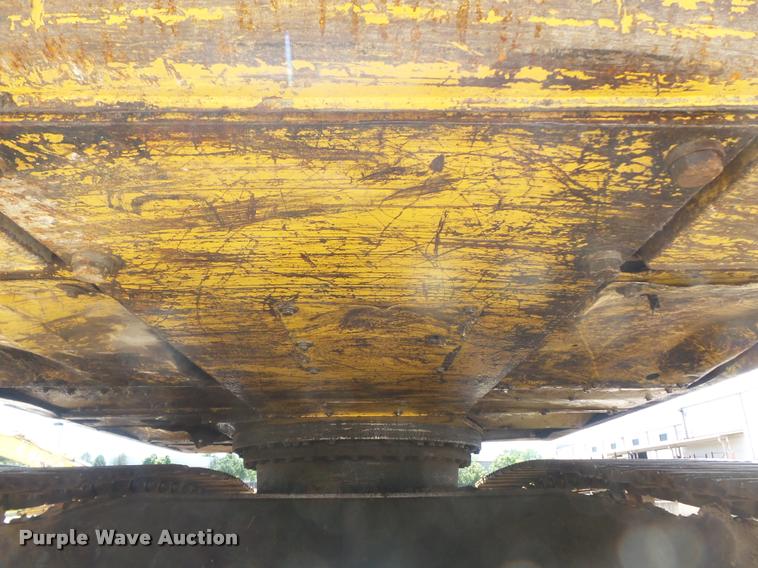 image for item K7567 2005 Komatsu PC200LC-7 excavator